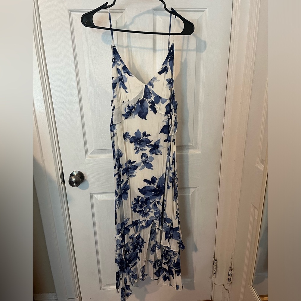 Lulus Ruffled Midi Dress